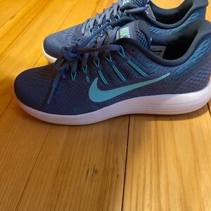 Women’s Nike Lunarglide 8